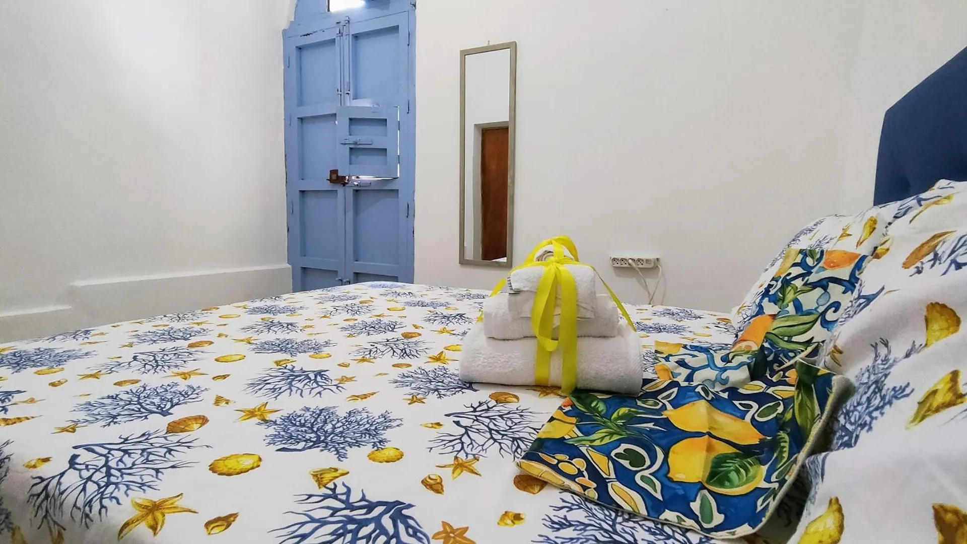 History Center House Big Suite! Sea View! Castellammare del Golfo 0*,